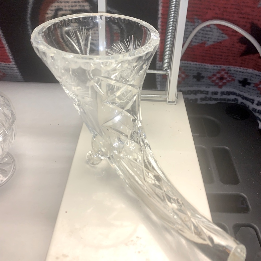BOHEMIAN CZECH KUSAK IMPORT CRYSTAL PINWHEEL CORNUCOPIA Horn